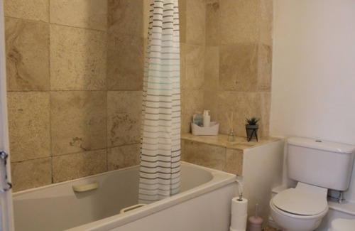 Ipswich Apartment | Clover Apartments - Ground Floor Flat