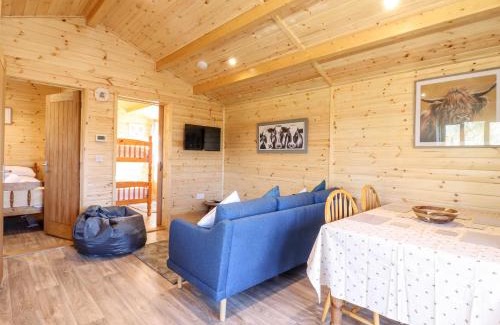 Theberton House | Clover Lodge