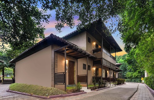 Valia Hotel | Club Mahindra Netrang
