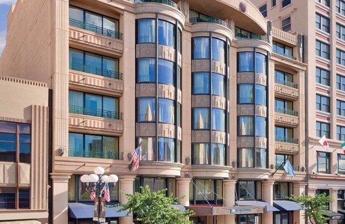 Civic Core Apartment | Club Wyndham Harbour Lights - Conveniently Off Fifth Avenue