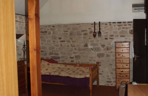 Owermoigne Apartment | COMPACT STUDIO BARN CONVERSION