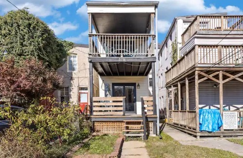 Downtown Baltimore House | Co's Corner
