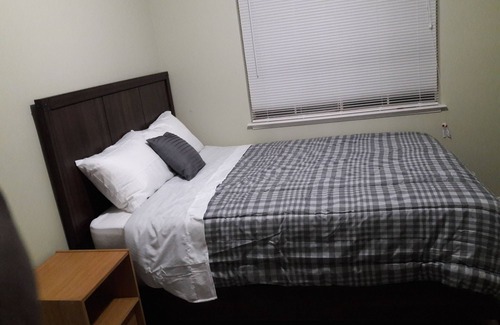 Coalinga House | Coalinga Master Bedroom