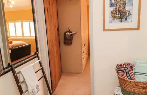 Bamburgh Cottage | COAST COTTAGE, pet friendly, character holiday cottage in Bamburgh
