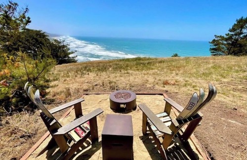 Half Moon Bay House | Coastal Airstream Dream Sunrise - new listing