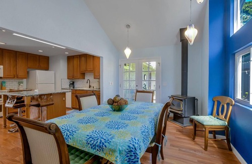 Moss Beach House | Coastal Charm: Ocean Views, Hot Tub, Fire Pit Near Tide Pools, Surfing, & SFO