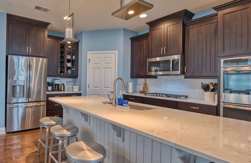 Lewes House | Coastal Club * 5BR Luxury Beach House * 3.5 Baths * Sleeps 12