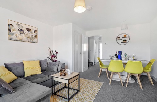 Folkestone House | Coastal Escape - Folkestone Retreat, Free parking/Great location!