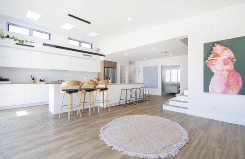 Mullaloo House | Coastal Escape Near Mullaloo Beach