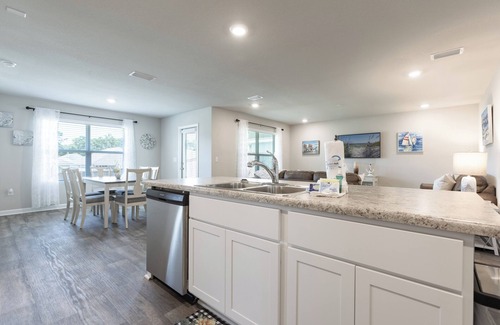 Foley House | Coastal Harmony- Close To Shopping, OWA, Sports Plex, Minutes From Beach!