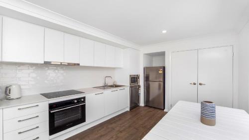 Killcare Heights House | 'Coastal Harmony Cottage' by Accom Holidays