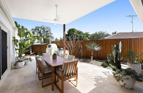 Mooloolaba House | Coastal Home in Mooloolaba
