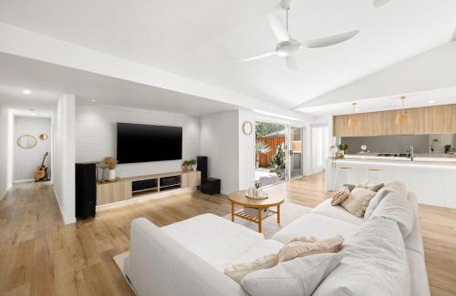 Mooloolaba House | Coastal Home in Mooloolaba