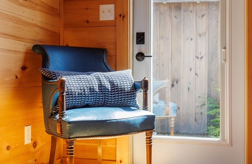 Sandy Point Cabin | Coastal Maine Getaway in the woods with Sauna - Hour from Acadia - Cabin #4 Oak