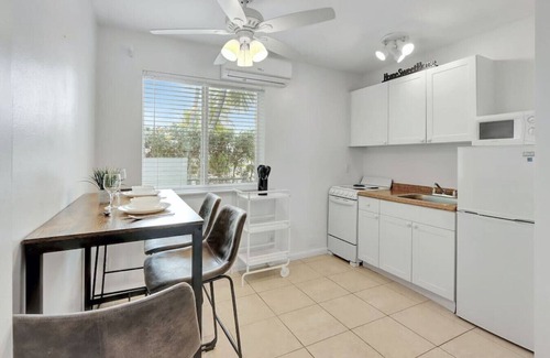 Hollywood Apartment | Coastal Retreat ONLY 1 block from the beach
