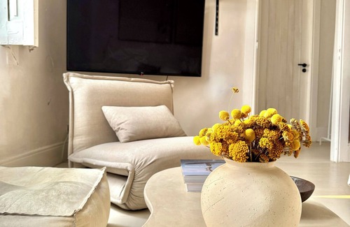 Leixões Apartment | Coastal Serenity Escape: Bright, Beachside Apartment with Fireplace & Terrace