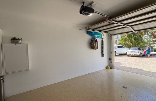 Caloundra Apartment | 'Coasterly' Osterley AVE Unit 1