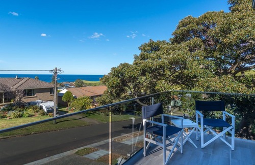Gerringong House | Coastline, Boat Harbour - Gerringong