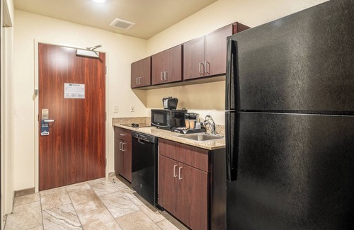 Kermit Hotel | Cobblestone Inn & Suites - Kermit