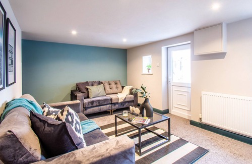 Leeds House | Cobden House, 5 Bed, 5 En-suite