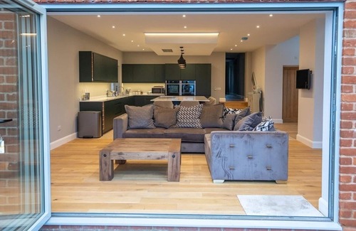 Cleedownton House | Cobley Hill Farm - Sleeps 24