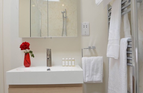 Halesworth Cottage | COCKY HEN, UBBESTON, family friendly, with pool in Laxfield