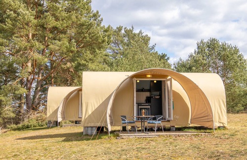 Hohenlychen House | Coco Sweet 1 - Coco Sweet tents on the beach