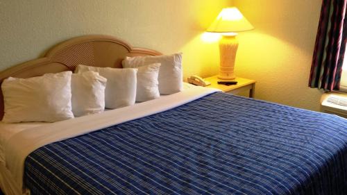 Cocoa Beach Hotel | Cocoa Beach Suites Hotel