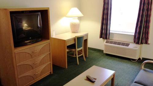 Cocoa Beach Hotel | Cocoa Beach Suites Hotel