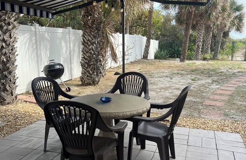 Port Canaveral House | Cocoa Beach The #1 Surf Beach The Mulvaine Beach House