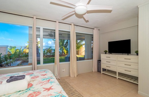 Zarzal Villa | Coconut Cottage - Ocean Front with 8 Bedrooms