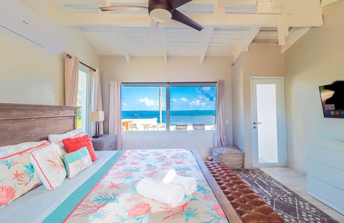 Zarzal Villa | Coconut Cottage - Ocean Front with 8 Bedrooms