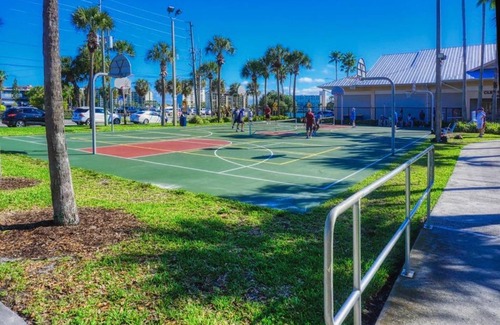 Bay Esplanade Apartment | Coconut Grove Beach Resort Suites 7 & 8