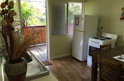Scarness Apartment | Coconut Palms On The Bay