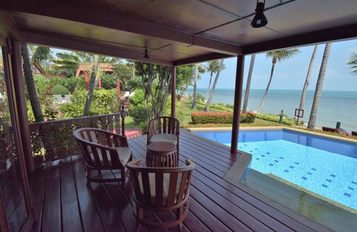 Bang Po Villa | Coconut Paradise P3 - Beach front Villa with stunning sea views
