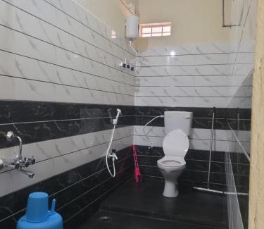 Kamalapur House | coconut tree guest house