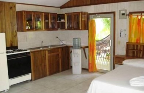 Half Moon Bay Cabin | Coconut Tree West End