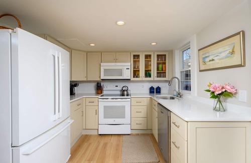 Cohasset Cottage | Cohasset gem steps to Sandy Beach! 2 bed cottage and 3 bed cottage
