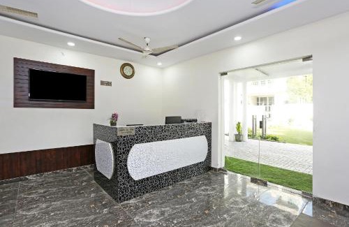 Bhubaneshwar Hotel | Collection O Hotel Royal Blue