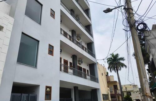 Karnal Hotel | Collection O Kalpana Chawla Hospital Karnal