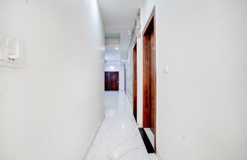 Palwal Hotel | Collection O Palwal-Aligarh Crossway Formerly Hotel Kadamb