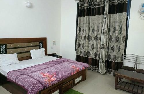 Katra Hotel | Collection O Shri Mata Vaishno Devi Railway Junction Formerly Sai Mahal