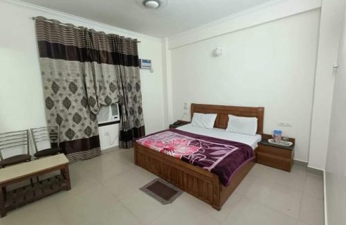 Katra Hotel | Collection O Shri Mata Vaishno Devi Railway Junction Formerly Sai Mahal