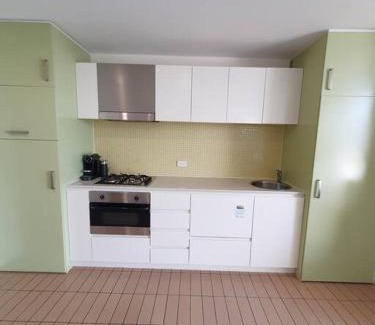 Glenelg Apartment | Colley 11-11 Sub-Penthouse Luxurious Glenelg