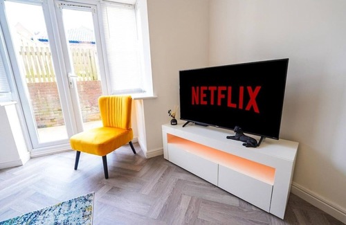 Seisdon House | Collingwood Lodge, Birmingham with FREE Parking