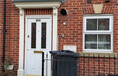 Seisdon House | Collingwood Lodge, Birmingham with FREE Parking