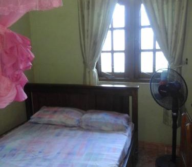 Hendala House | Colombo 20 minutes by train