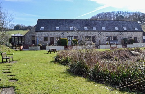 Lyme Regis Cottage | Colombo Cottage boasts a beautiful location with countryside views.