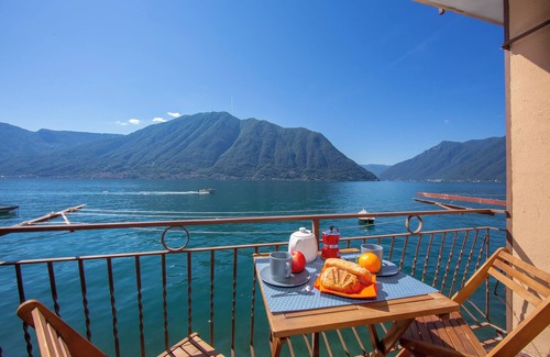 Colonno Apartment | Colonno Fronte Lago, Colonno, Italy