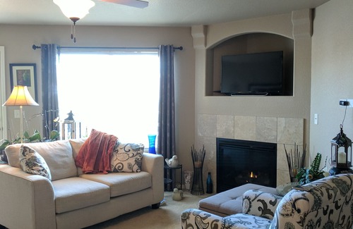 Village Seven House | Colorado Springs Getaway near AFA, hiking, shopping and walking trailnSTR-1308